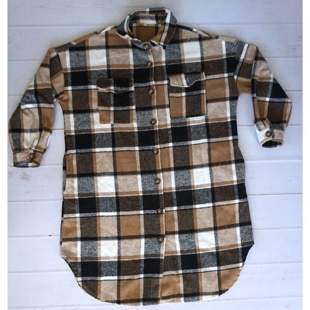 Women’s Long Sleeve Plaid Shirt Jacket - Size L - Picture 2 of 6